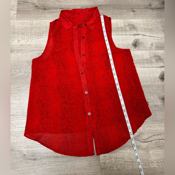 Vans Sheer Button Down Sleeveless Top - Picture 8 of 8